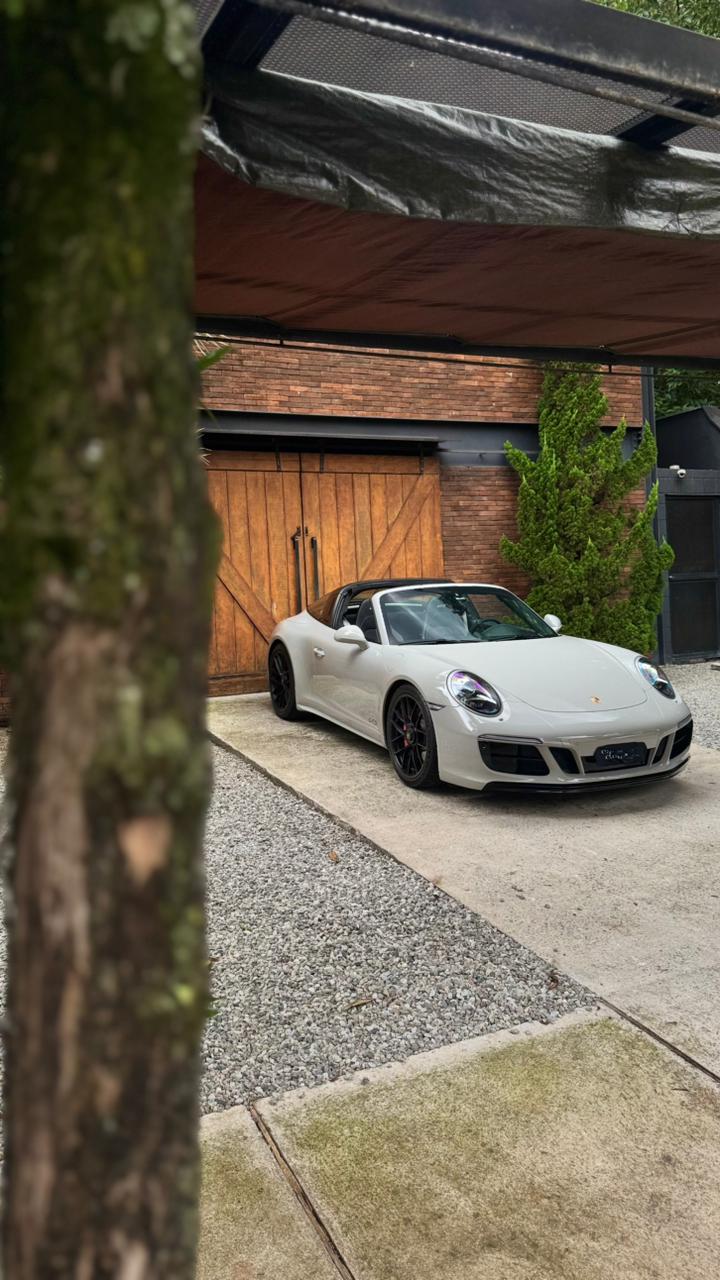 Porsche 911 Targa 4 GTS 991.2 2018