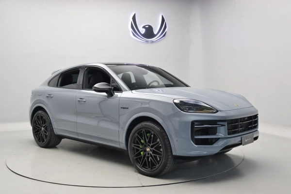 Porsche CAYENNE COUPé E-HYBRID