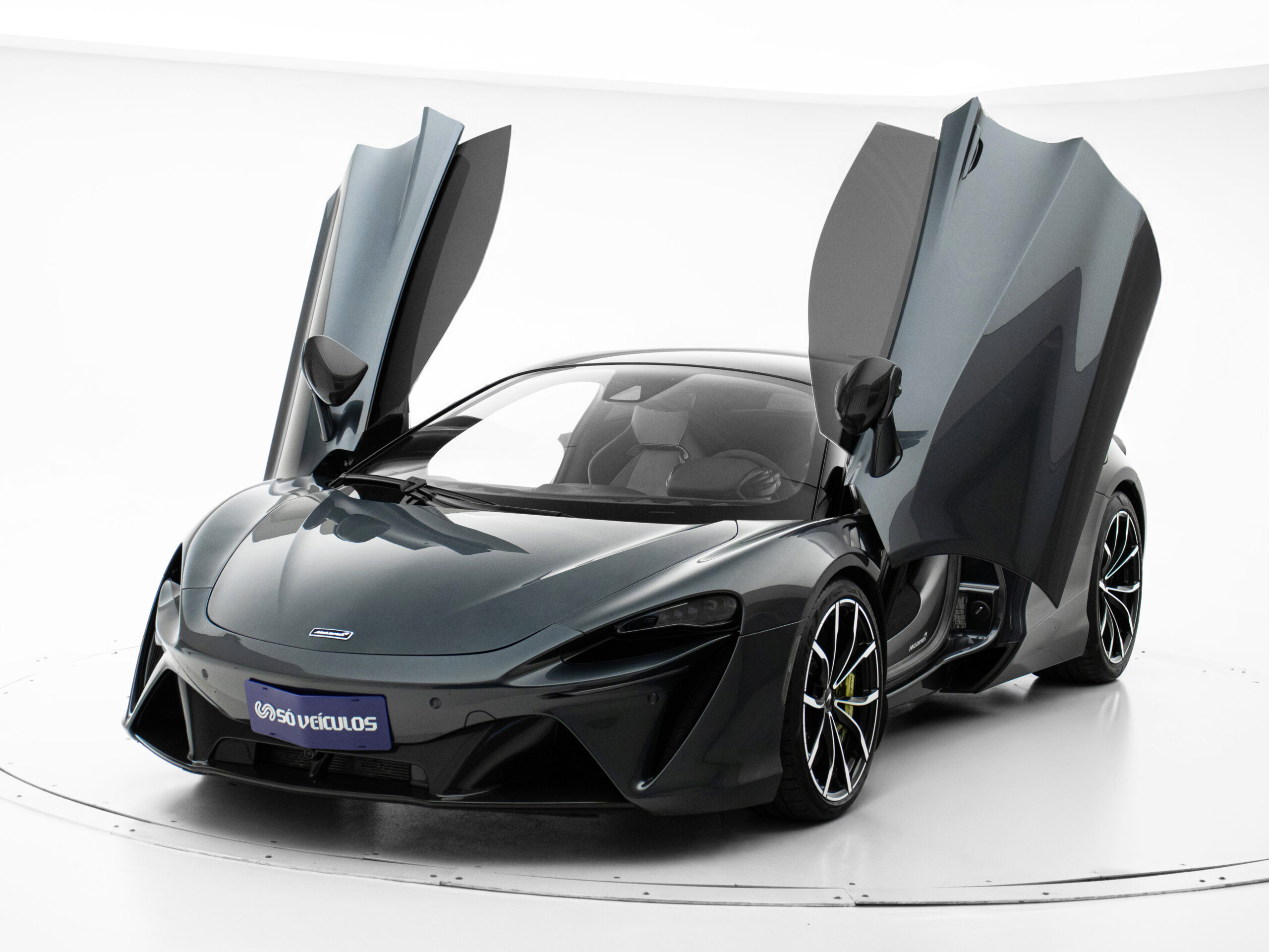 McLaren ARTURA