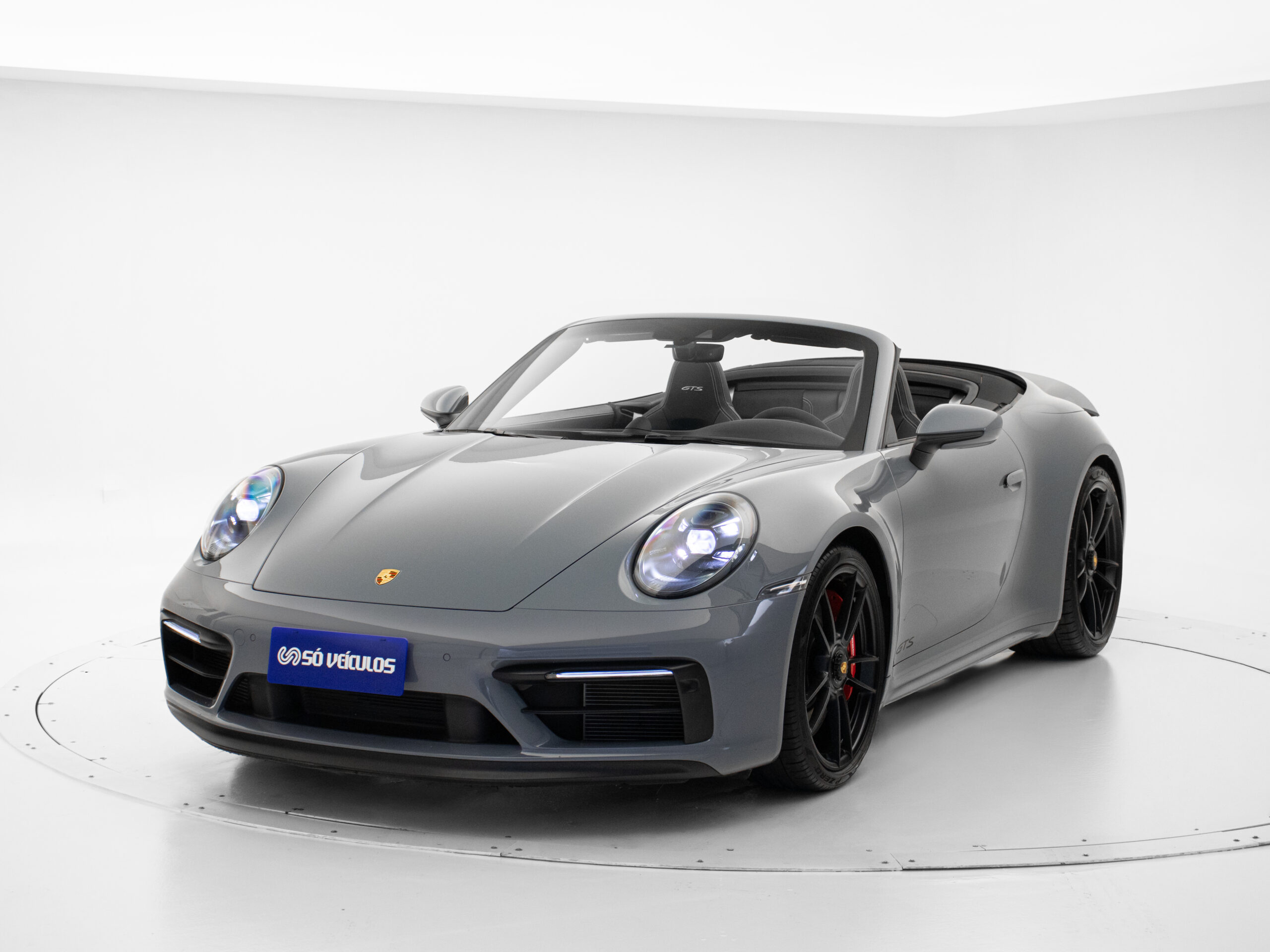 Porsche 911 CARRERA 4 GTS CABRIOLET