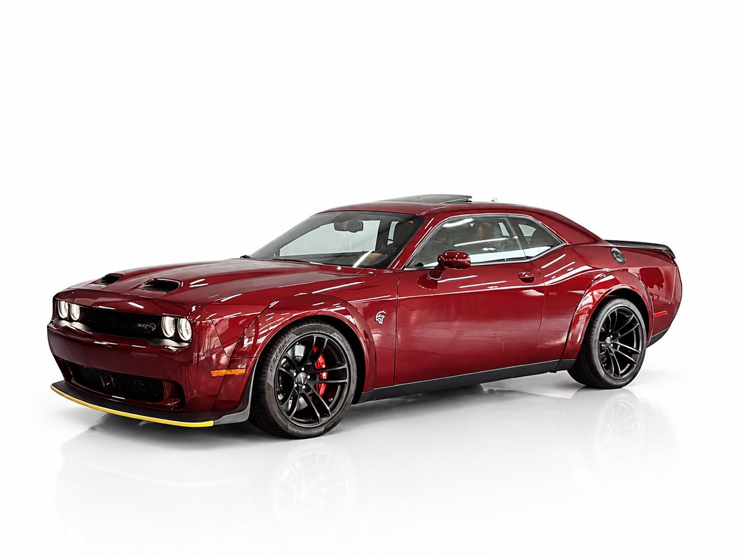 Dodge Challenger SRT Jailbreak