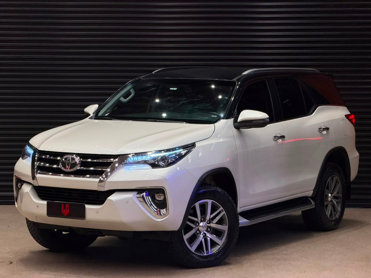 Toyota Hilux SW4 SRX 4×4 Diesel