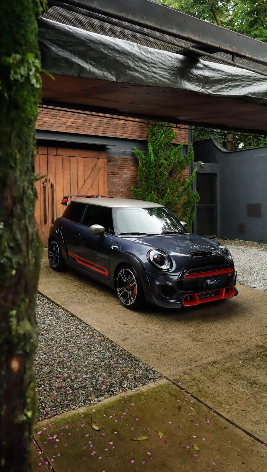 Mini John