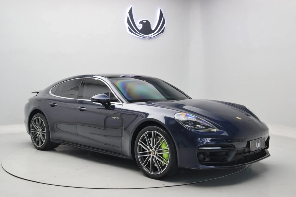 Porsche PANAMERA 4S E-HYBRID